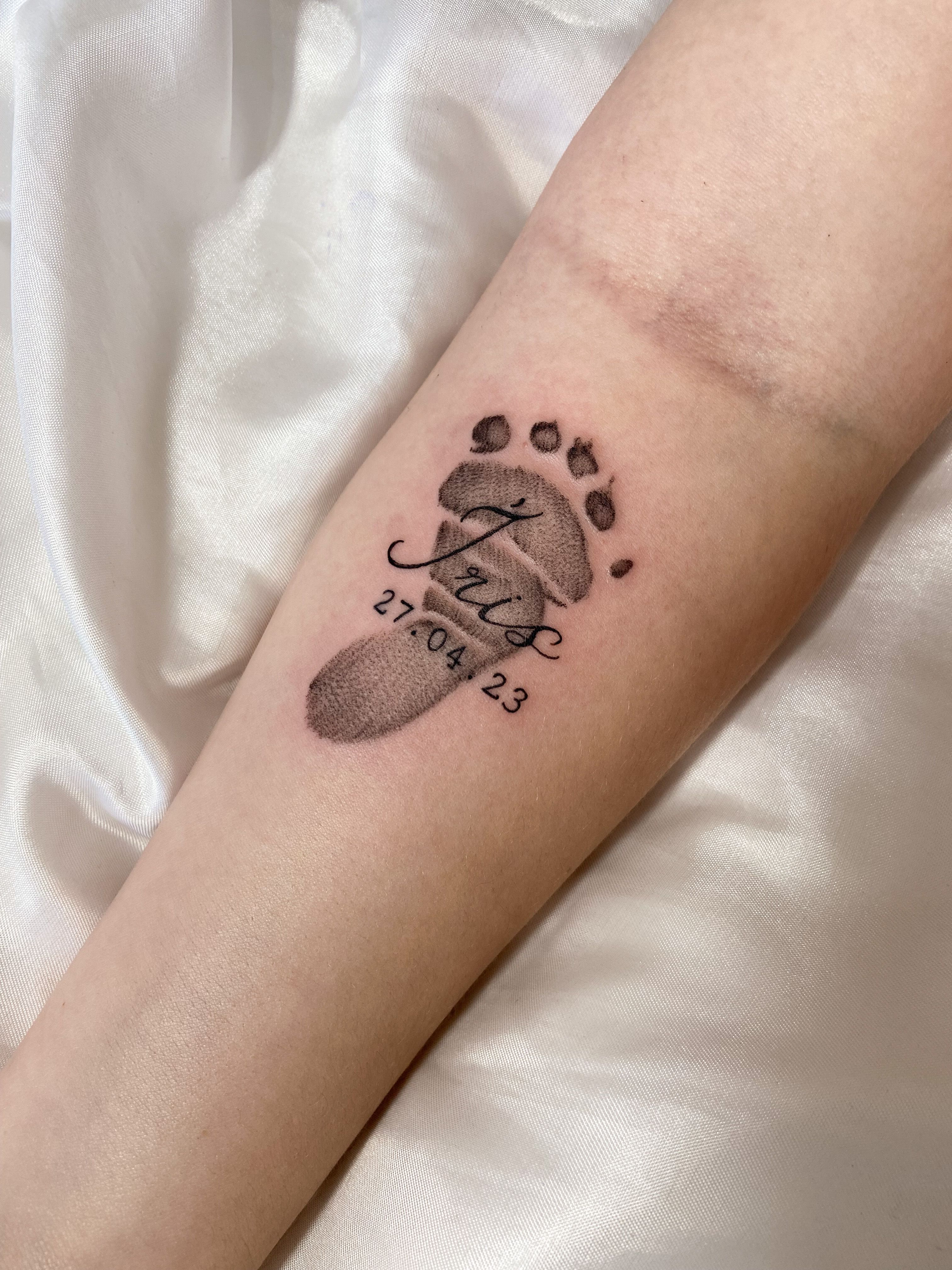 footprint' in Tattoos • Search in +1.3M Tattoos Now • Tattoodo